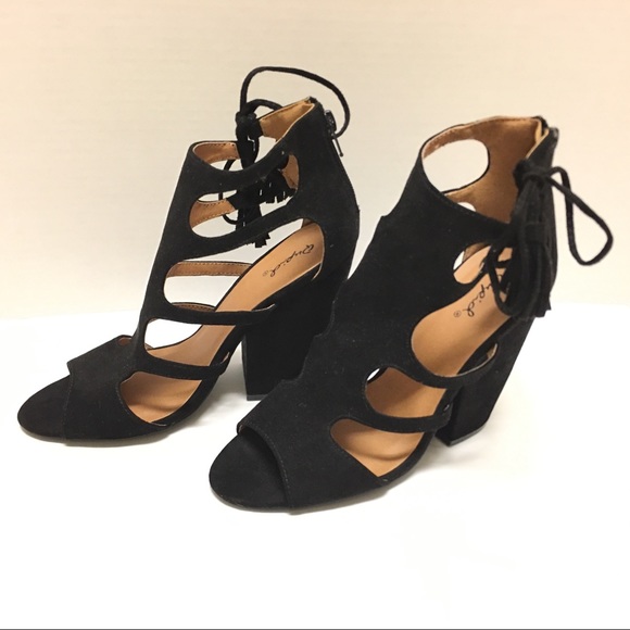 Qupid Faux Suede Peep Toe Lace Up Bootie Size 7.5 - Picture 2 of 7